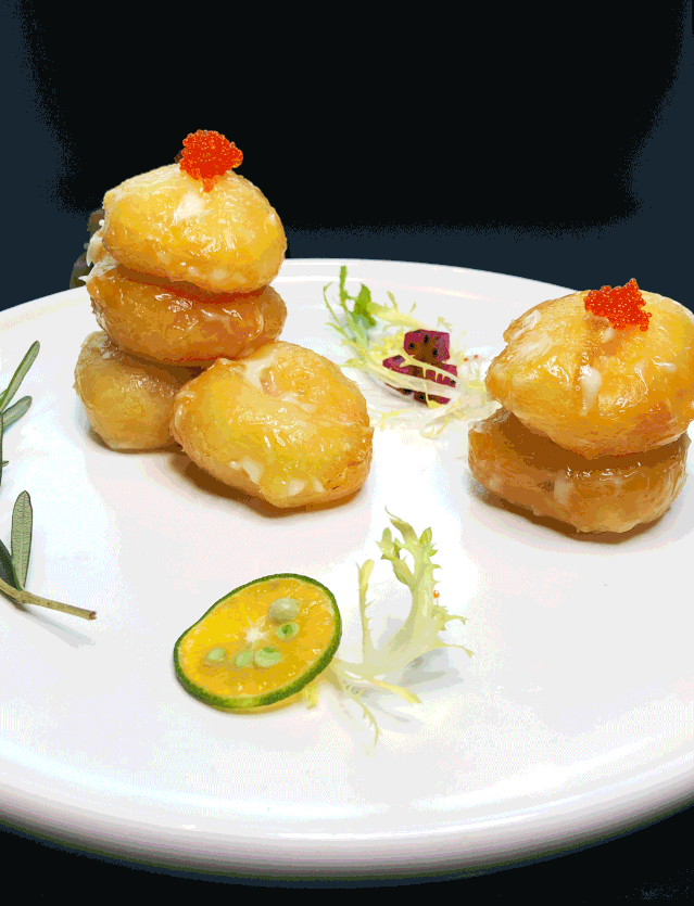 1575966458190975.gif 04.gif